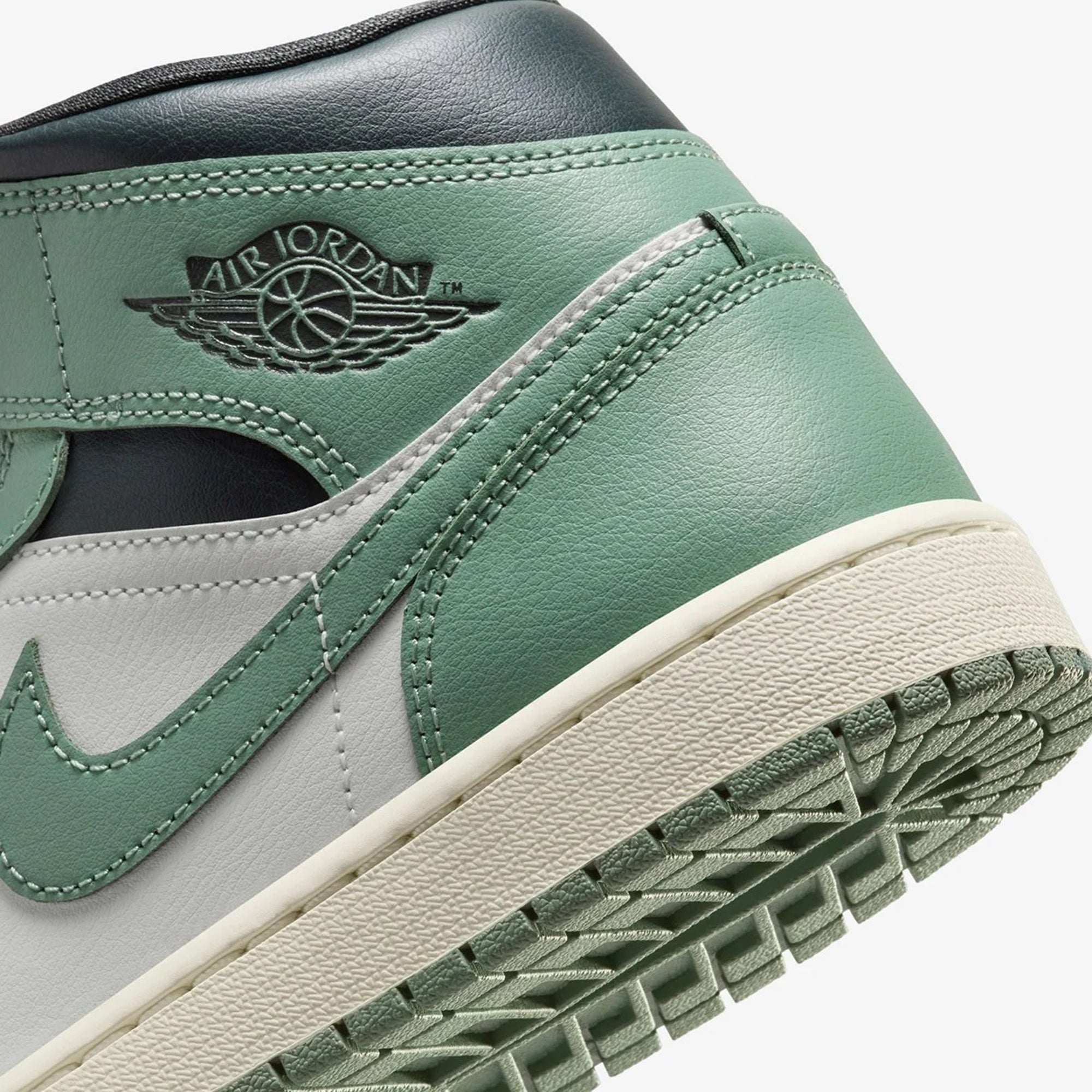 AIR JORDAN 1 MID 'SAIL/JADE SMOKE-ANTHRACITE'