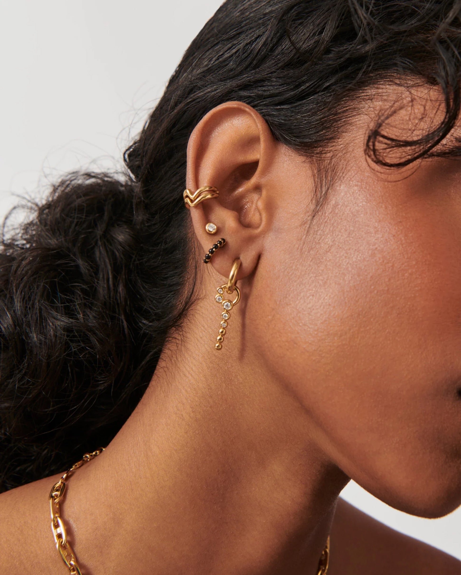 ARTICULATED BEADED STONE CONVERTIBLE HOOP EARRINGS / GOLD