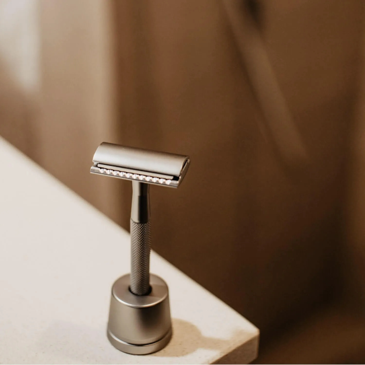 Metal Safety Razor + Stand