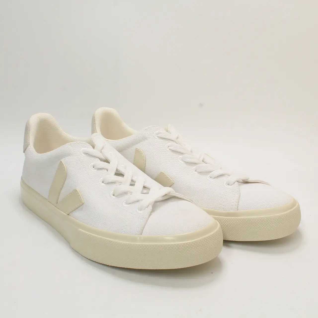 Veja Campo White Pierre F Uk Size 7