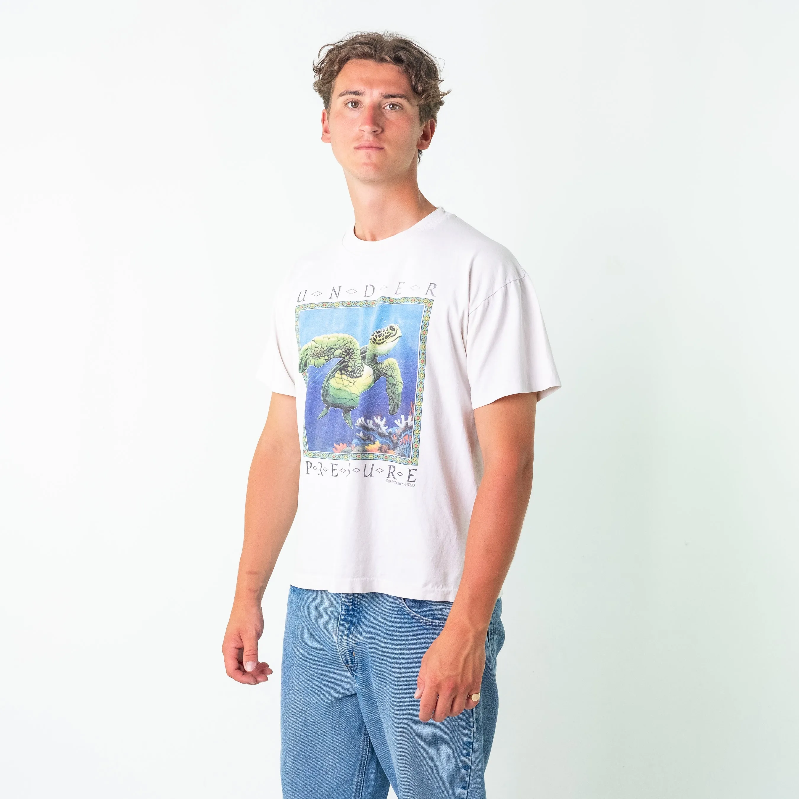 White 90s Unbranded Anvil Human-I-Tees Turtle 1993 Oversized Single Stitch T-Shirt (L)