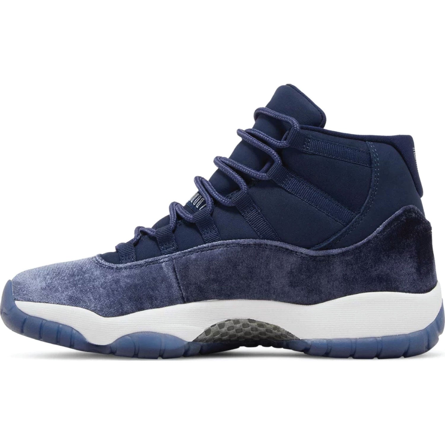 Wmns Air Jordan 11 Retro 'Midnight Navy Velvet'